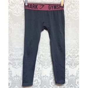 NWT Gymshark Womens Fit Cropped Leggings In Charcoal/Dusky Pink Size XS New